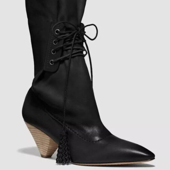 New In Box Black Coach Lace Up Leather Tassle Boots. Size 8 - Picture 1 of 10